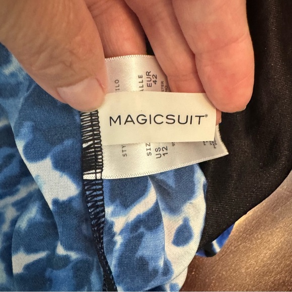 MagicSuit Tankini Top - Picture 5 of 7